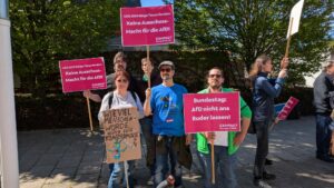Campact Demo Baunatal